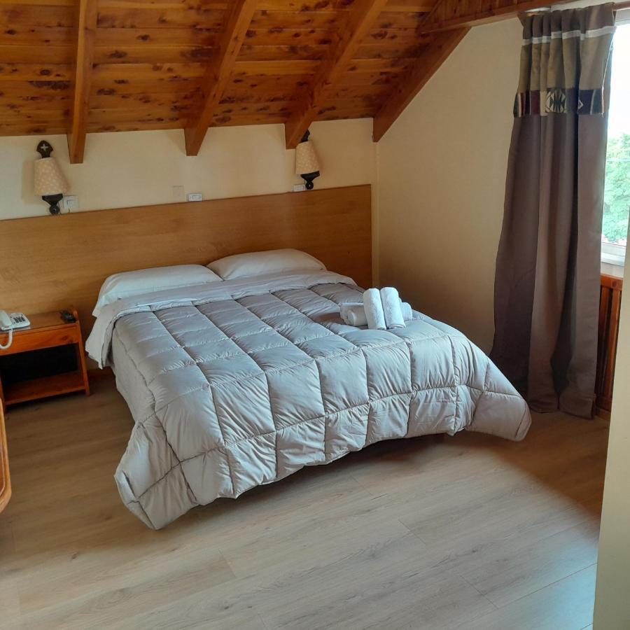 Hosteria Nuevo Pinar Сан-Карлос-де-Барилоче Экстерьер фото